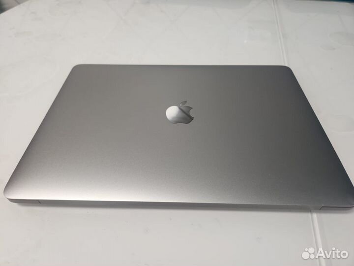 Apple MacBook Pro 13 2017, Retina