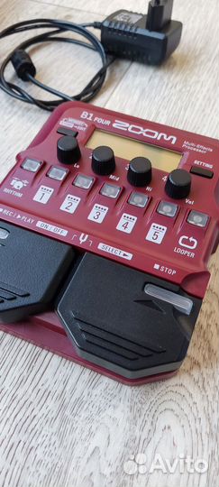 Басовый процессор zoom b1 four