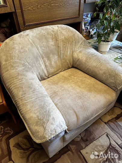 Диван и кресла