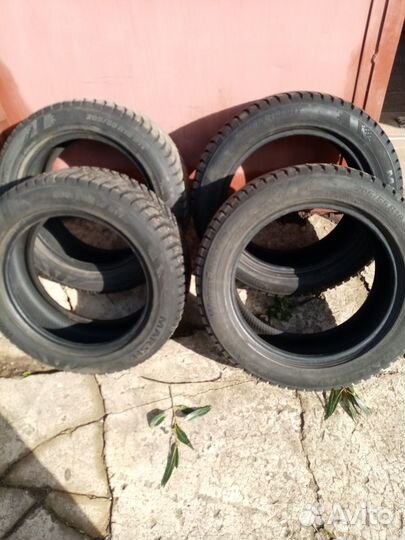 Marshal WinterCraft Ice WI31 205/55 R16 92B