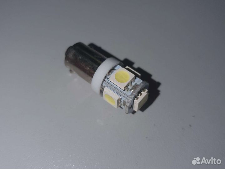 Лампа светодиодная T4W / BA9S / 12V 5SMD белая LED