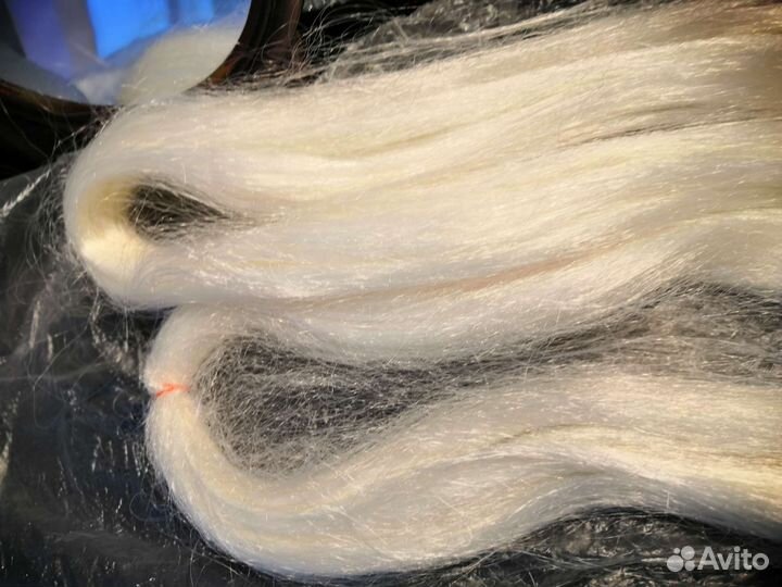 Хвост из канекалона