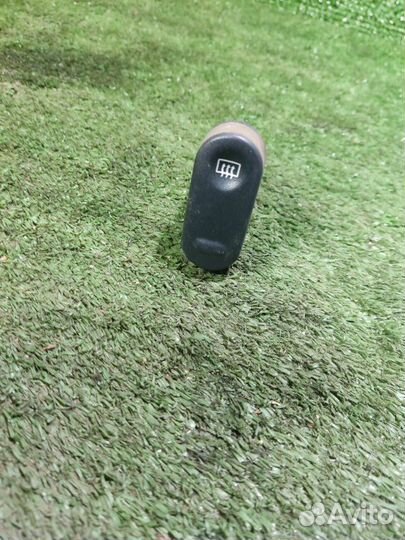 Кнопка обогрева заднего стекла Renault Symbol