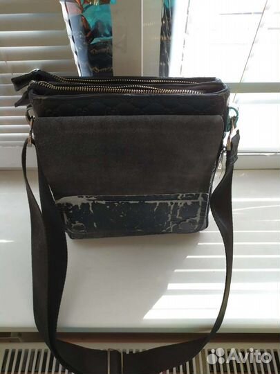 Мужская сумочка через плечо
