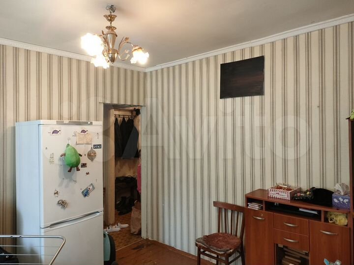 3-к. квартира, 42 м², 1/4 эт.