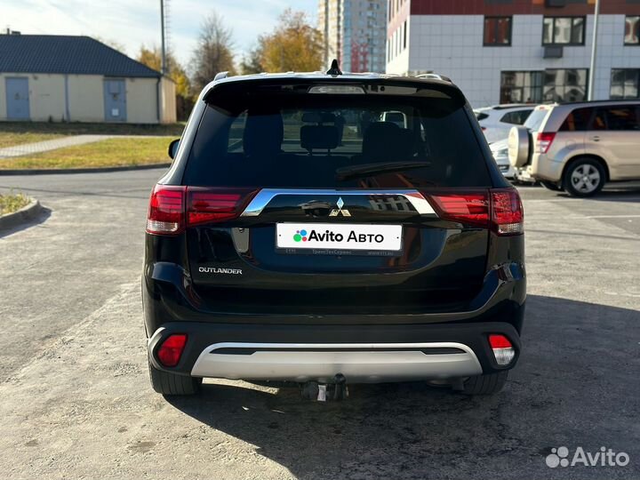 Mitsubishi Outlander 2.0 CVT, 2022, 106 800 км