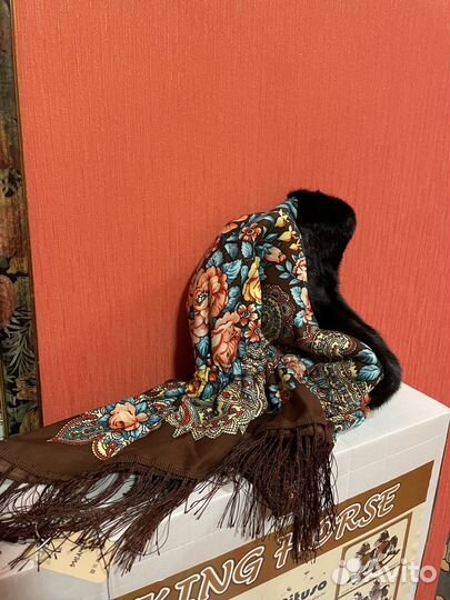 Головной убор капор платок с мехом норки