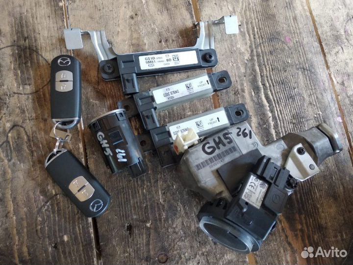 Блок иммобилайзера Mazda Atenza GH5AW L5-VE 2009