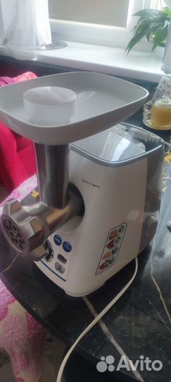 Мясорубка электрическая