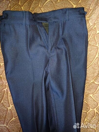 Брюки классика на мальчика 8-9 лет