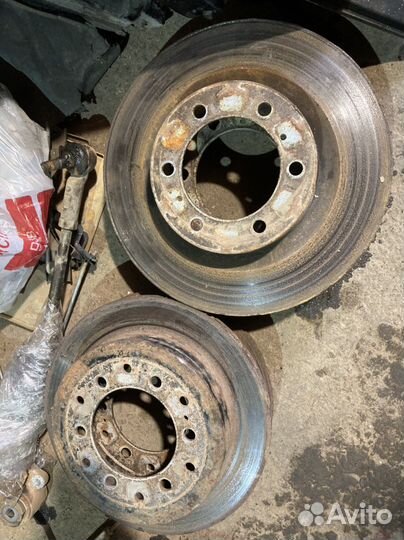 Тормозные диски Toyota Fortuner 2