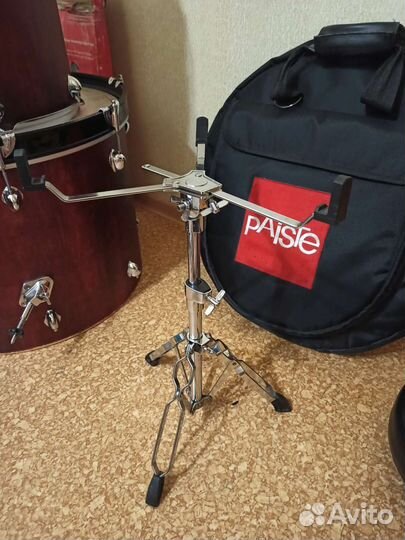 Стойки для ударной установки