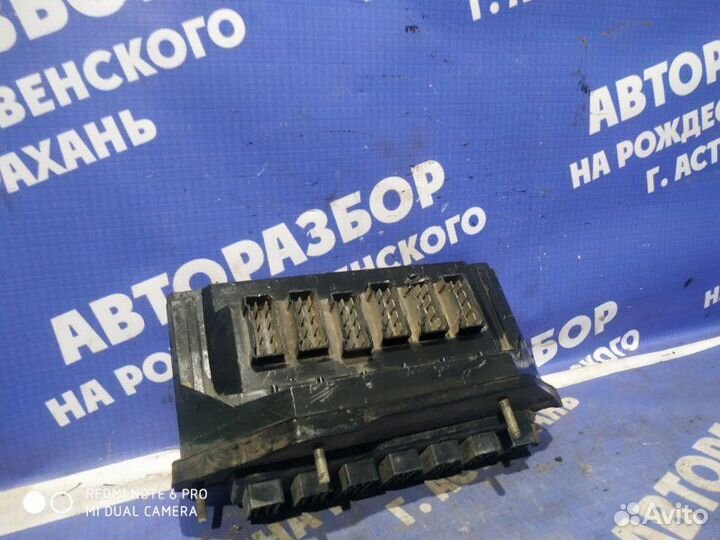 Блок предохранителей Ваз Лада 2105 седан 2106 2004