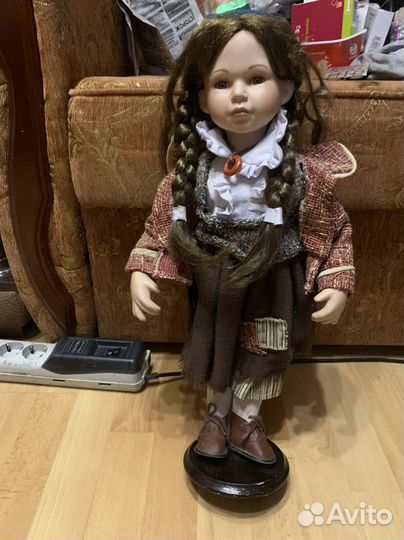 Кукла фарфоровая коллекционная большая