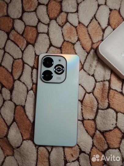 Infinix Smart 8 Plus, 4/64 ГБ