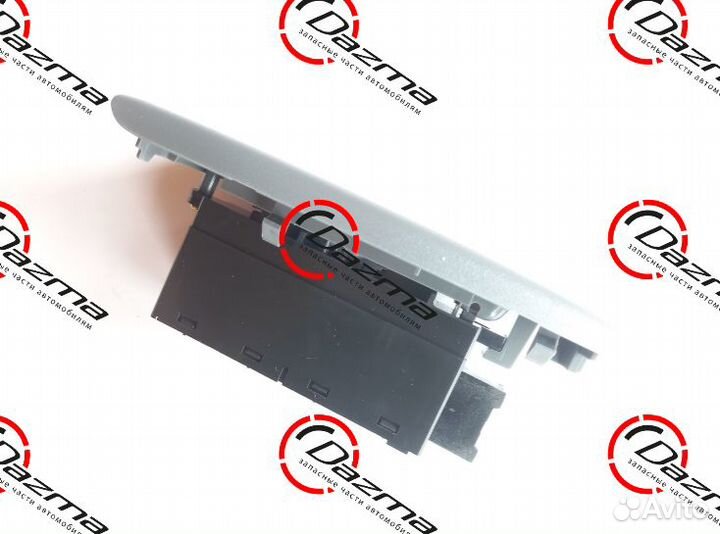 Zevs ZS4711LHD Кнопки электростеклоподъемника NLR85/NPR75/90/FSR90/FVR34 (блок) левый (8981595440)