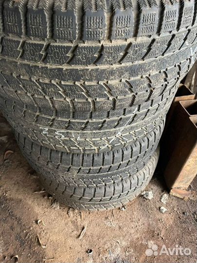Toyo Observe GSi-5 235/65 R16