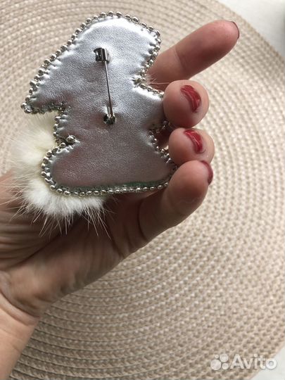 Брошь ручной работы