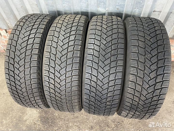 Michelin X-Ice Snow SUV 235/60 R18