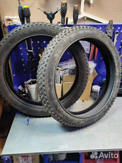 Покрышка 20х3.0 с камерами