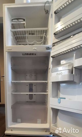 Холодильник LG