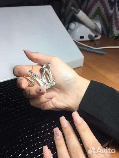 Наращивание ногтей