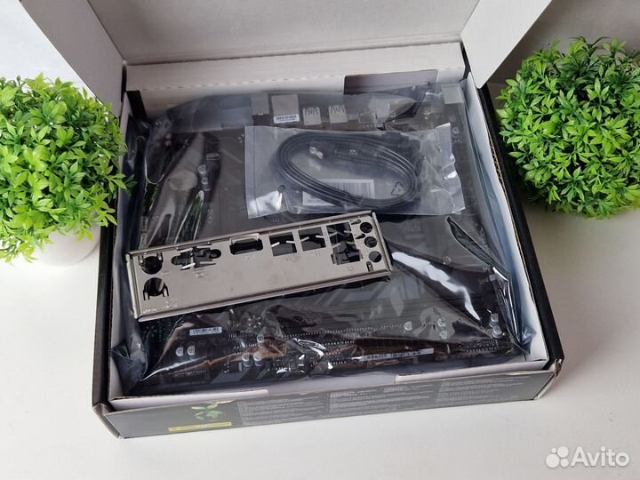 Новая материнская плата Gigabyte B450M H