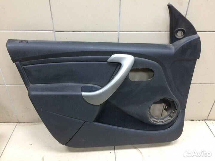 Обшивка передней левой двери 2010-2014