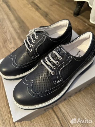 Ботинки Nero Giardini 35, новые