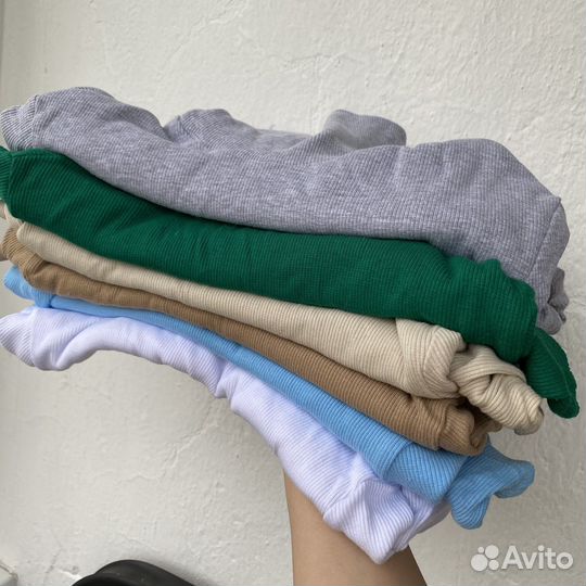 Водолазки новые в стиле uniqlo