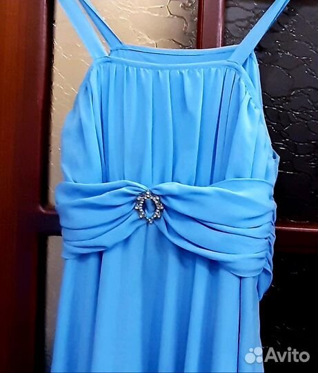 Платье праздничное