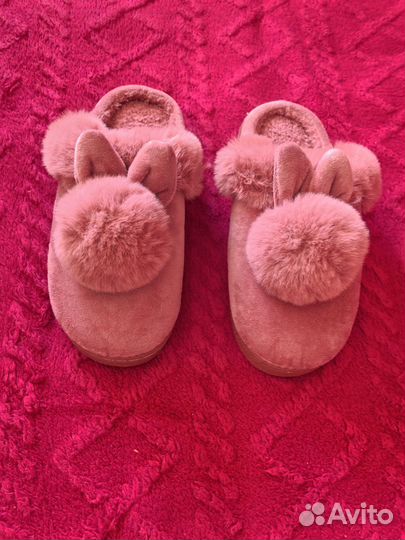 Женские домашние тапочки