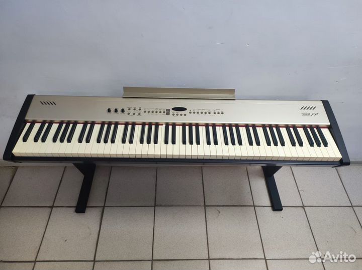 Roland FP-5 Цифровое пианино