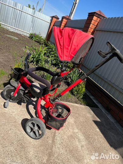 Детский велосипед с ручкой