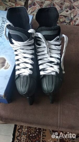 Коньки хоккейные 41 размер