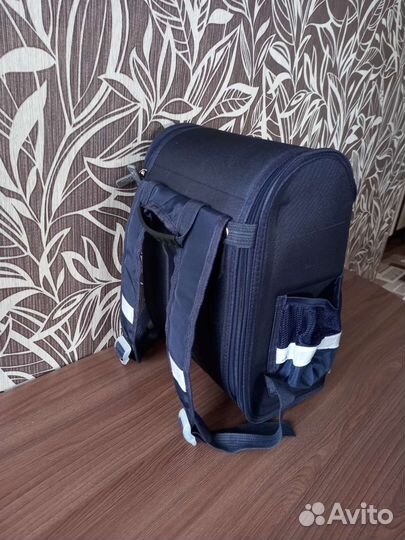Рюкзак школьный для мальчика новый