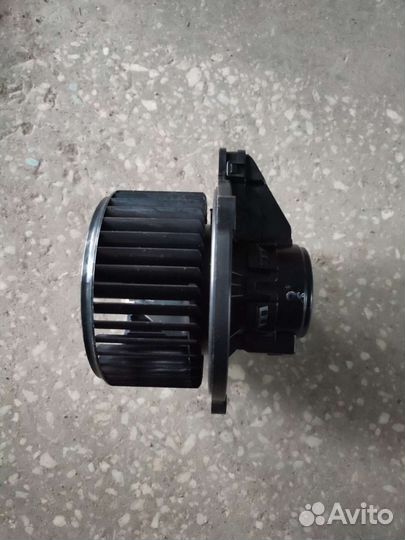 Мотор отопителя от Хендай Солярис,Киа Рио 17- г.в