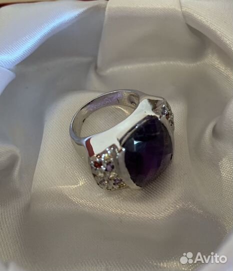 Серебряное кольцо с аметистом
