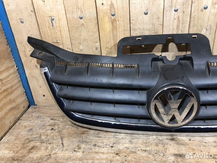 Решетка радиатора VW Touran 2003-2006 Арт. 130085
