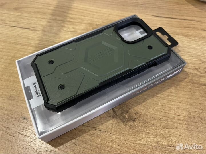 Чехол UAG на iPhone 12 pro max magsafe