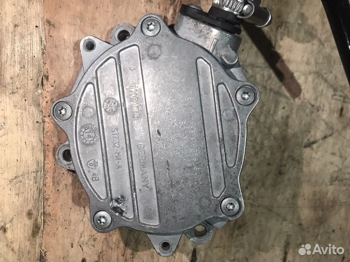 Вакуумный насос Bmw e90 n46 b20