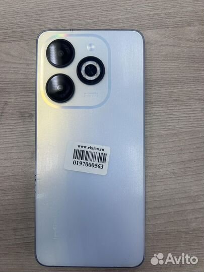 Infinix Smart 8, 3/64 ГБ