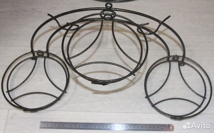 Подставка настенная для цветов на 3 горшка 2 штуки