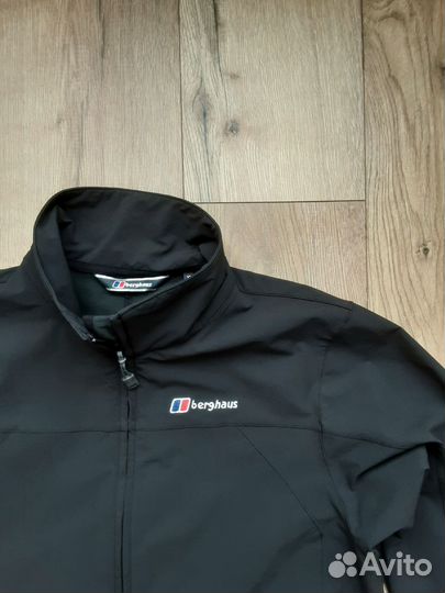 Куртка Berghaus 48 р