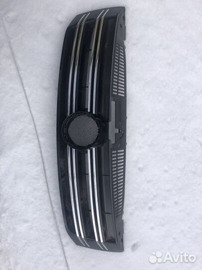 Решетка радиатора volkswagen tiguan
