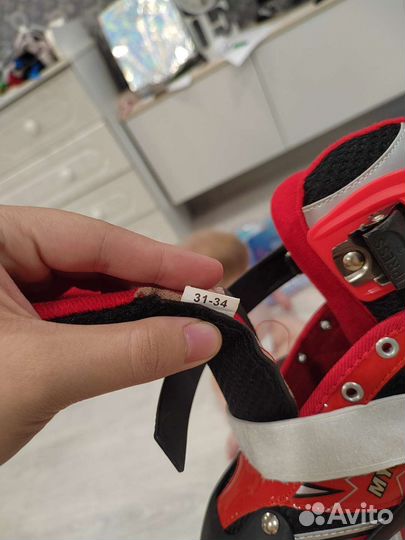 Роликовые коньки