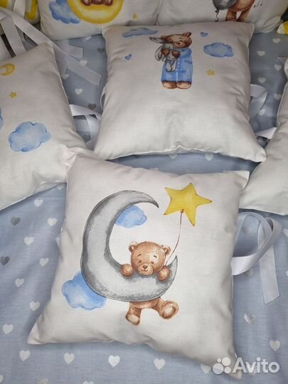 Комплект бортиков в кроватку новый