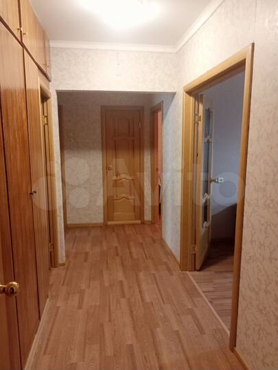 3-к. квартира, 74 м², 3/9 эт.