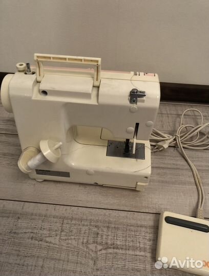 Швейная машина Jaguar