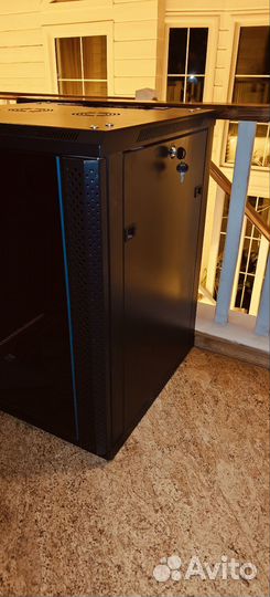 Серверный шкаф 12u